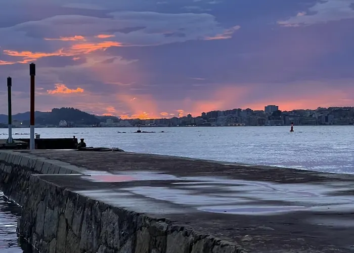 El Hogar Del Calamar 32600 *